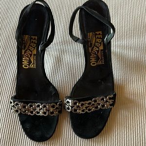 Gorgeous Ferragamo sandals with metal ornament